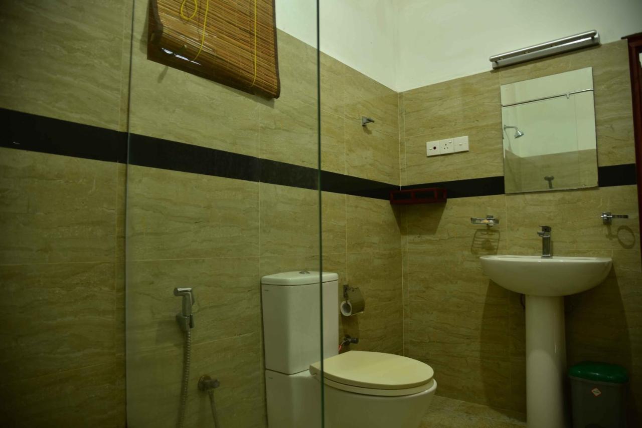 Lake Villa Resort Tissamaharama Ngoại thất bức ảnh