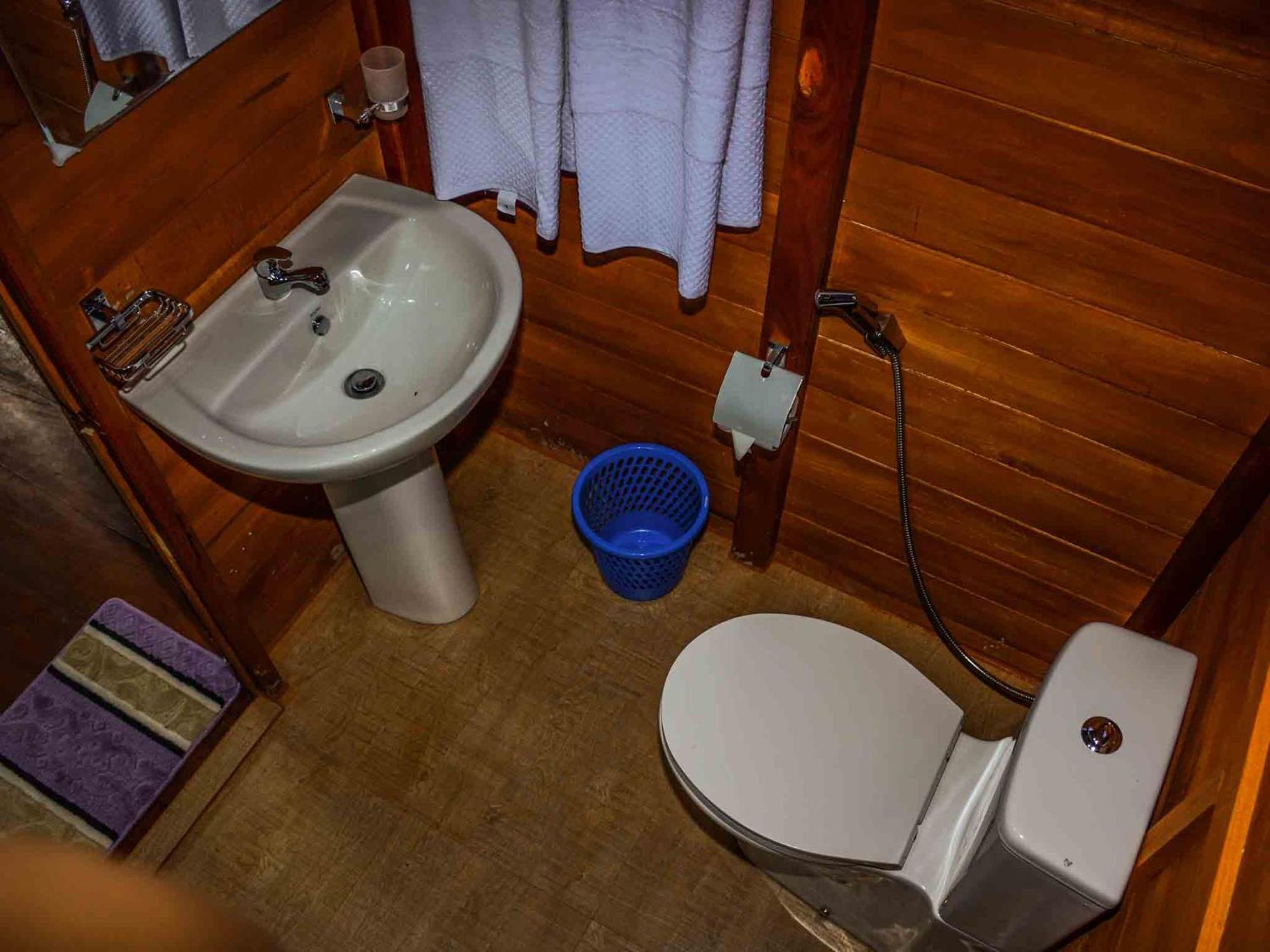 Lake Villa Resort Tissamaharama Ngoại thất bức ảnh