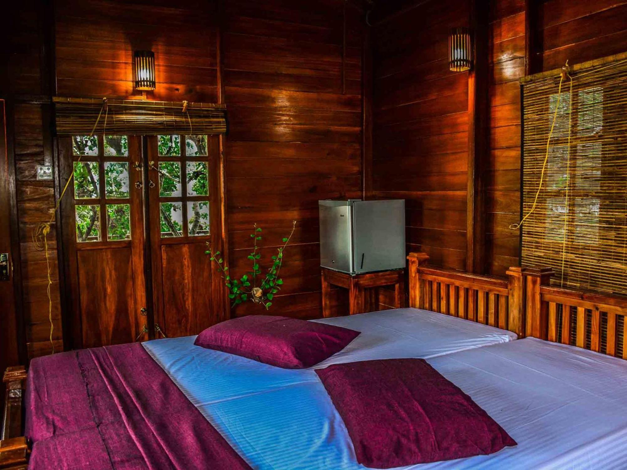 Lake Villa Resort Tissamaharama Ngoại thất bức ảnh